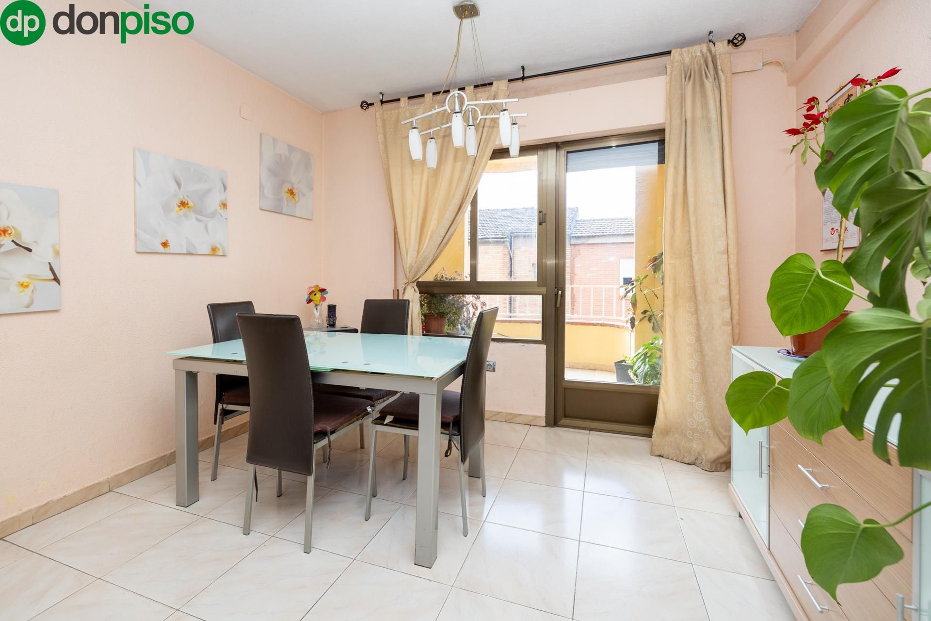 Apartment for sale in  C. San Antón, 9, San Antón