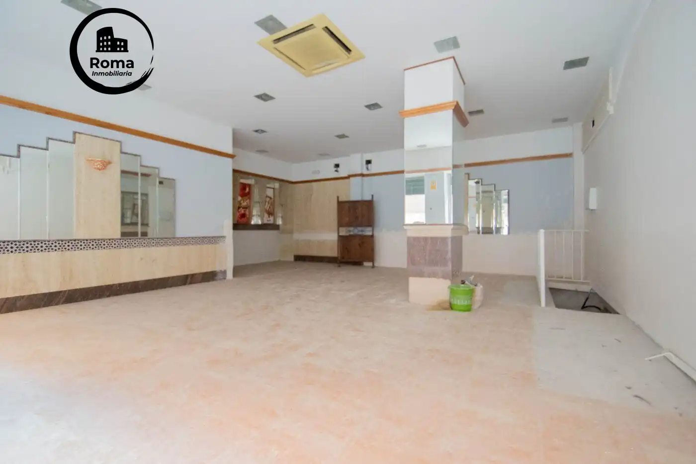 Local comercial en venda a Centro, imagen 2