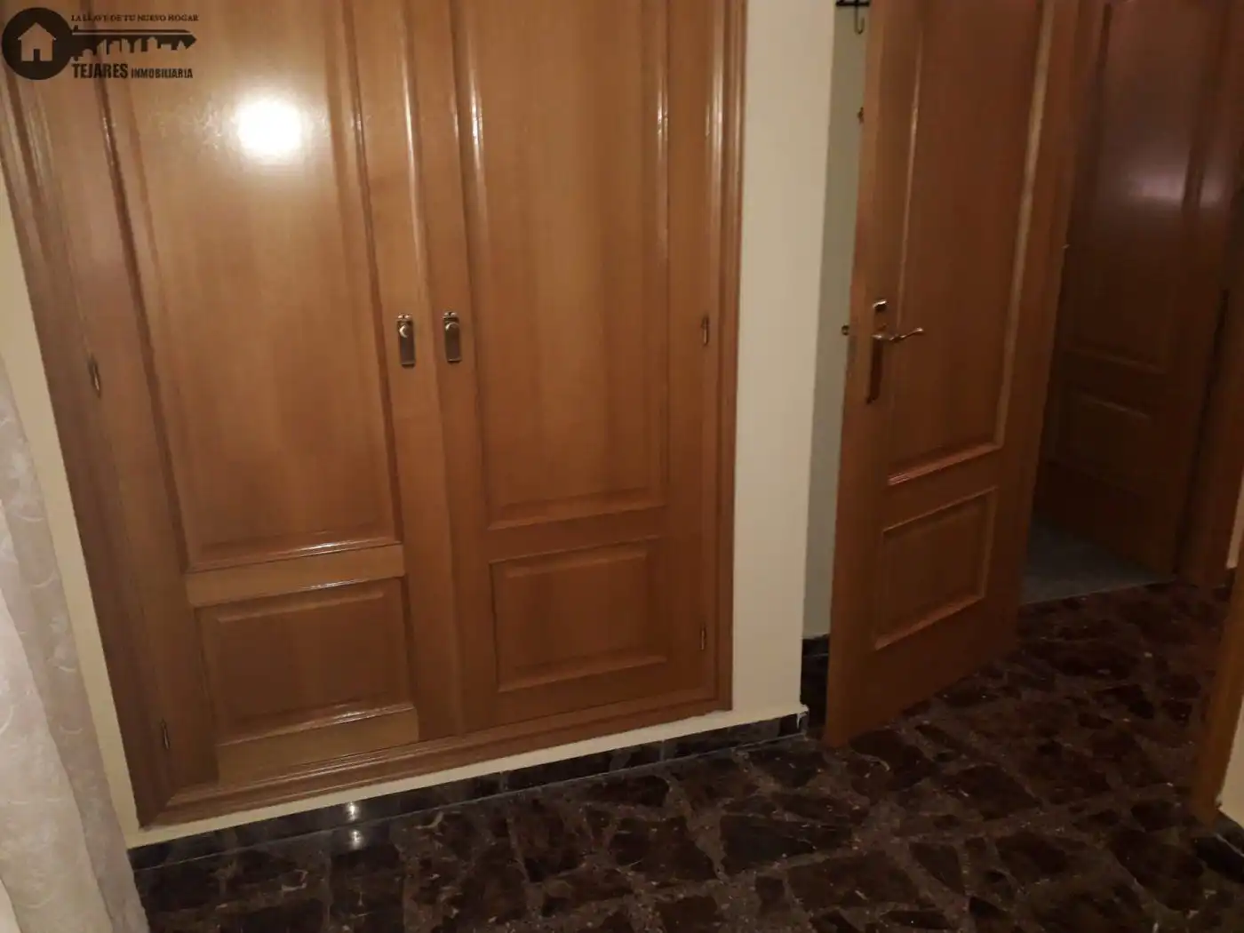 Casa o chalet en venta en Robledo con Calefacción, Jardín privado y Terraza