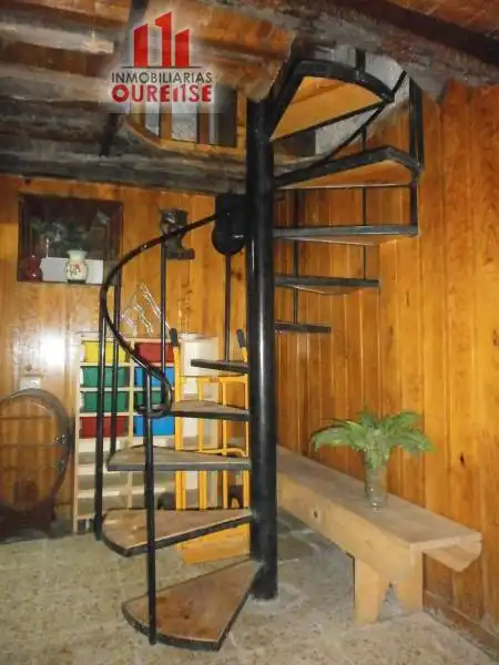 Casa o chalet en venta en Amoeiro con Trastero y Balcón