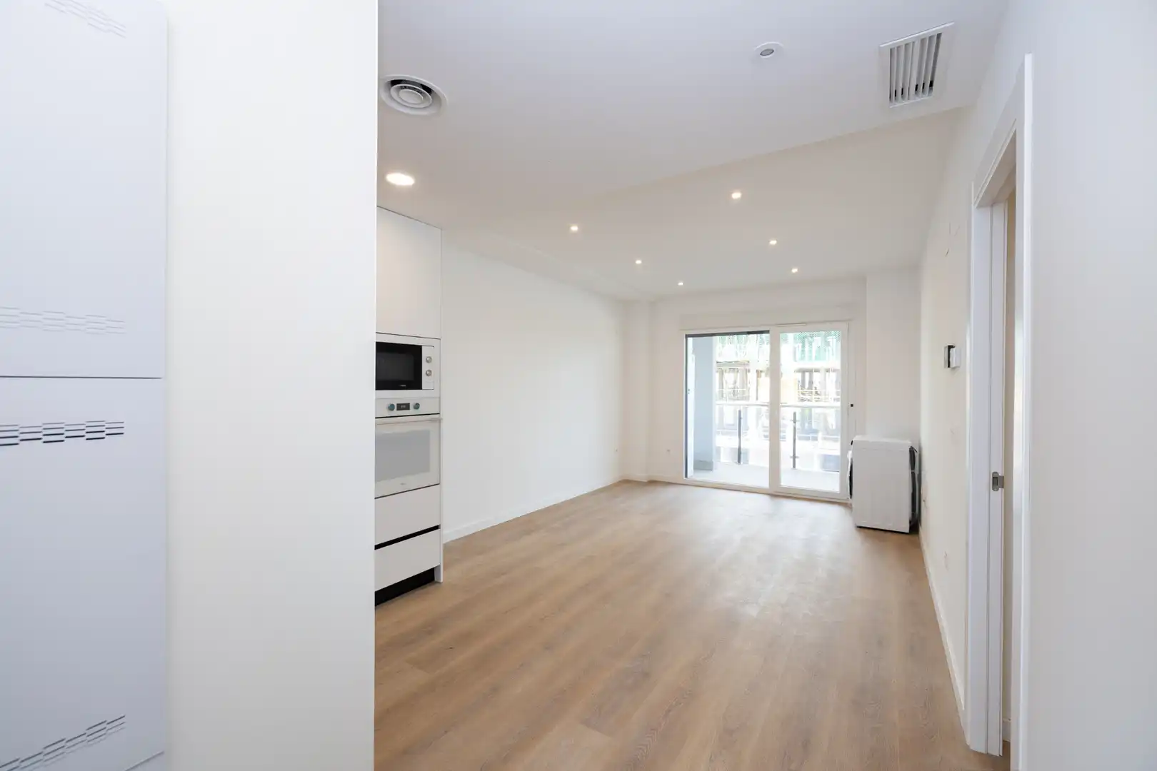 Flat for rent in Granada  with Air Conditioner, Heating and Terrace