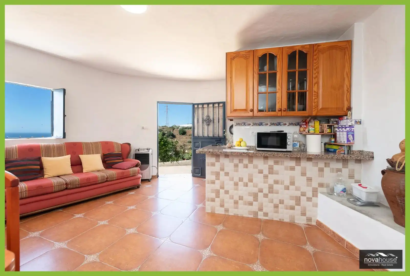 Cocina de Finca rústica en venta en Nerja con Aire acondicionado, Trastero y Piscina