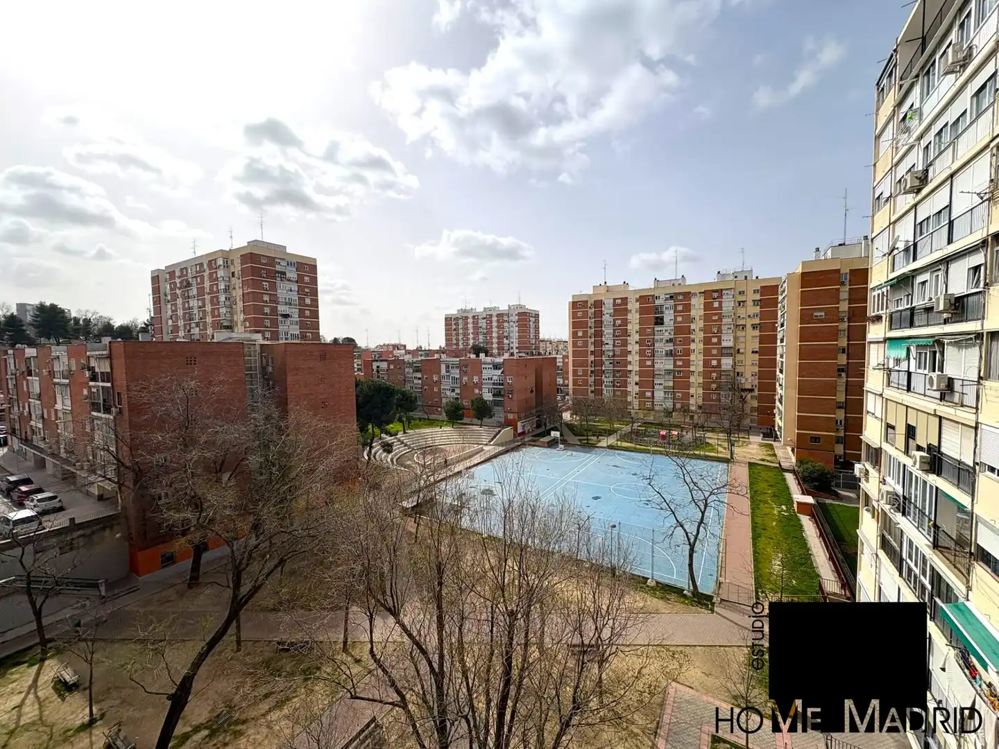 Piscina de Piso en venta en Madrid con Calefacción y Terraza