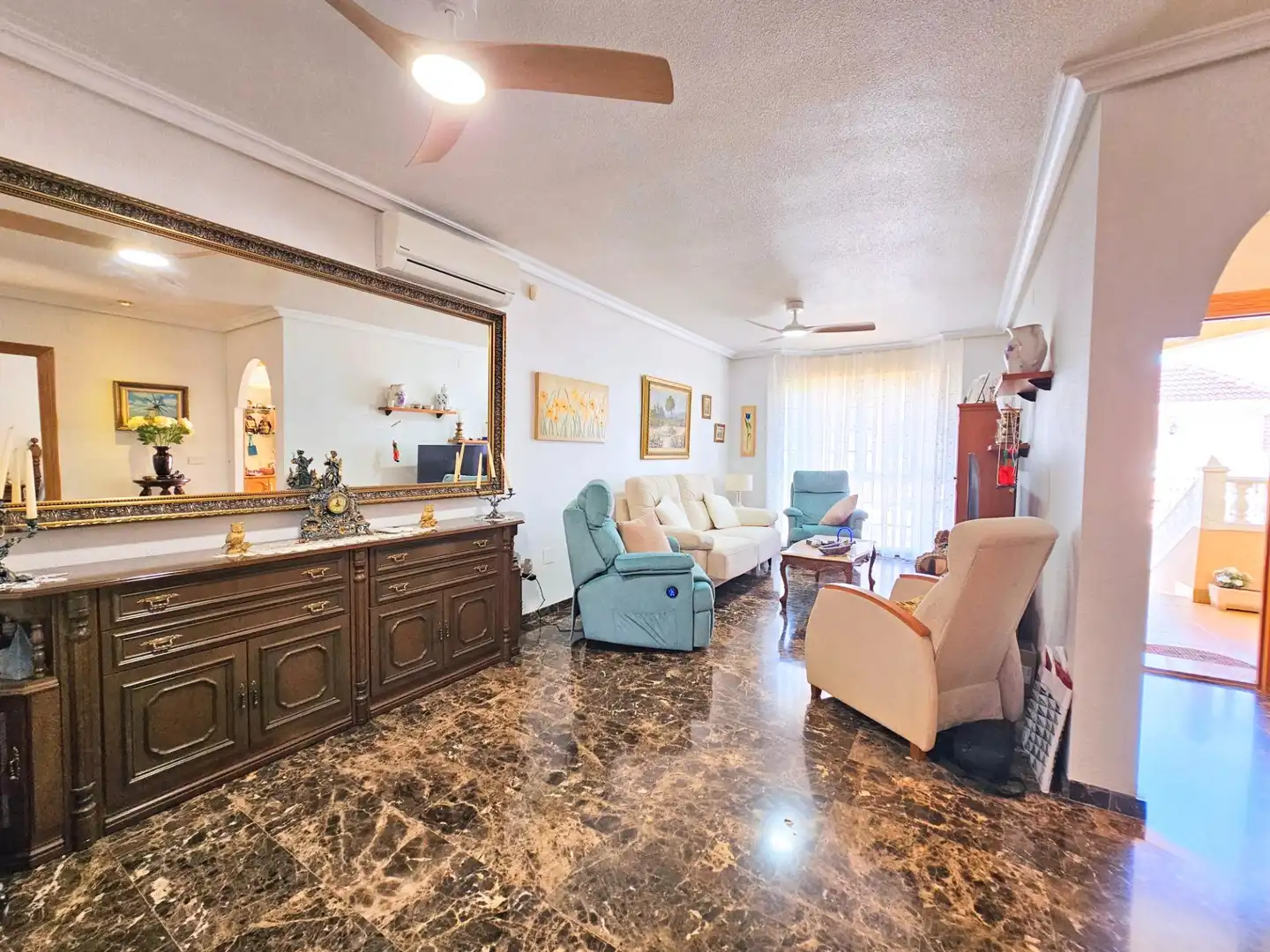 Sala de estar de Casa o chalet en venta en Cartagena con Aire acondicionado, Jardín privado y Terraza