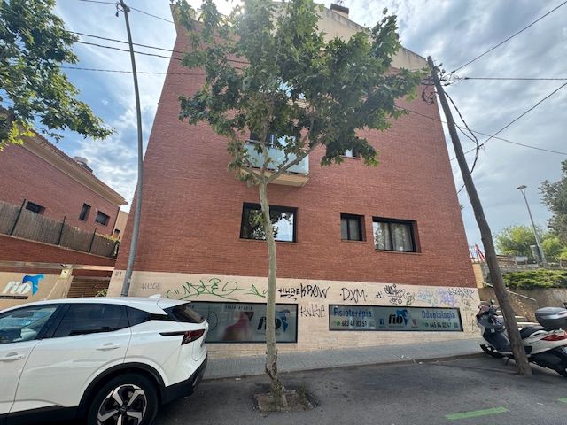 Exterior view of Garage for sale in El Masnou