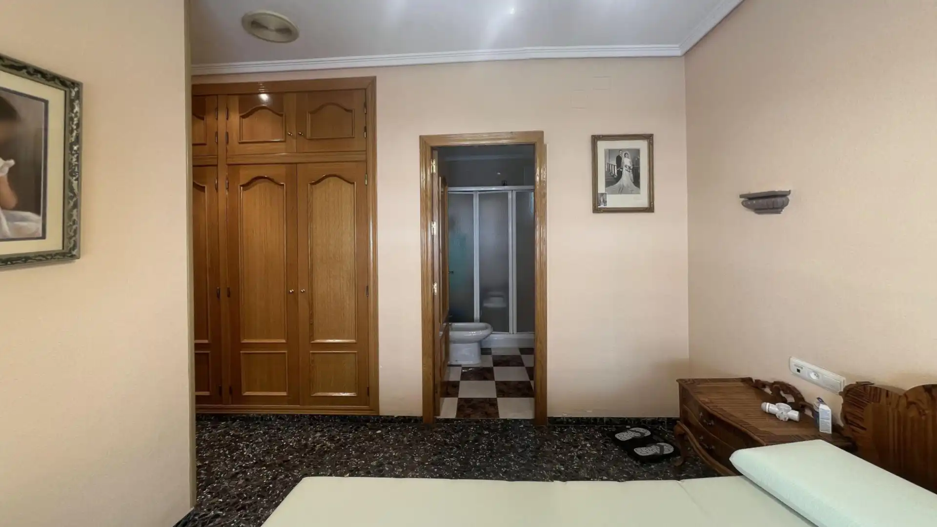 Bedroom of Flat for sale in Utiel  with Heating, Furnished and Washing machine