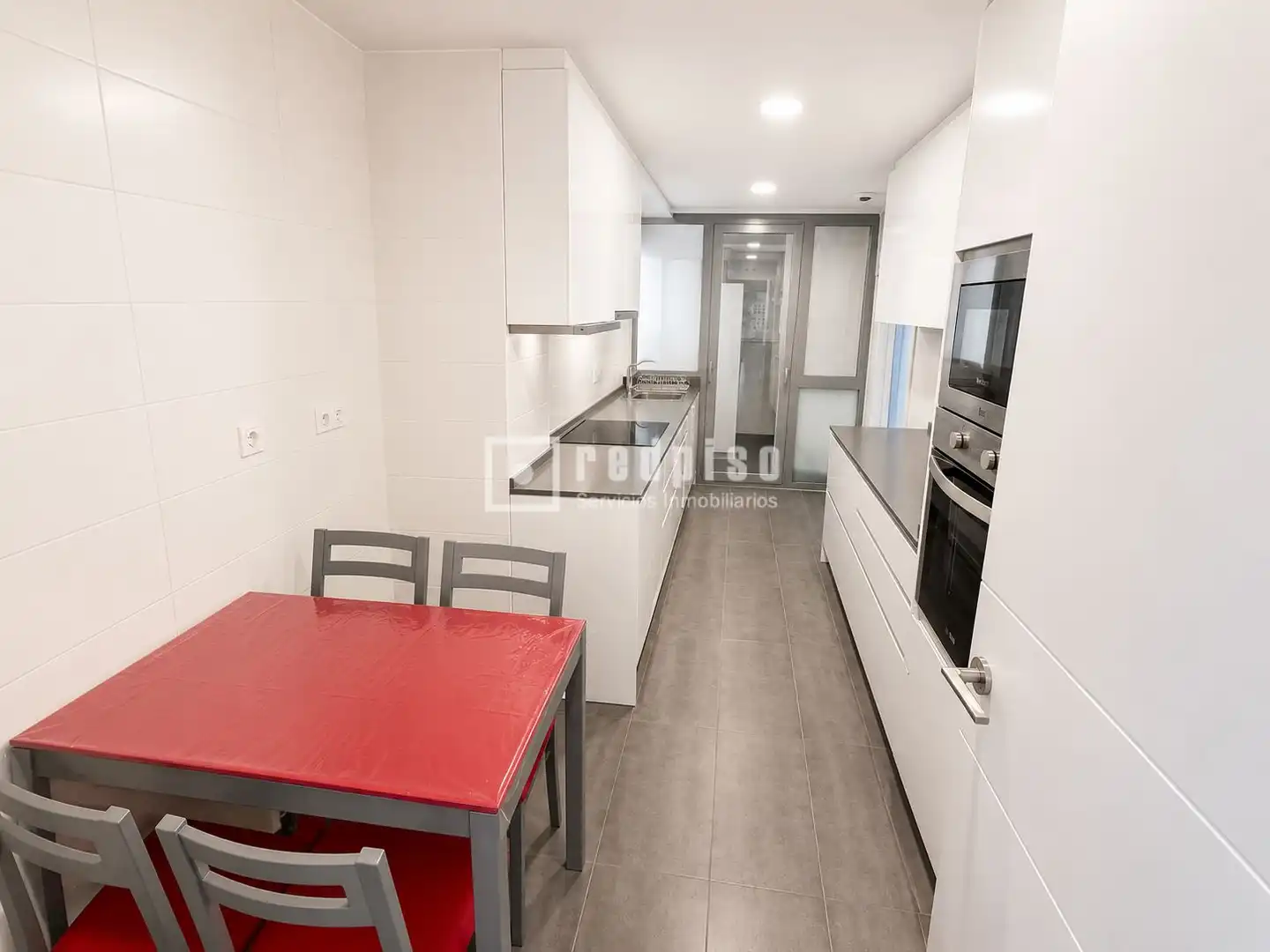 Cocina de Piso en venta en Rivas-Vaciamadrid con Aire acondicionado, Calefacción y Jardín privado