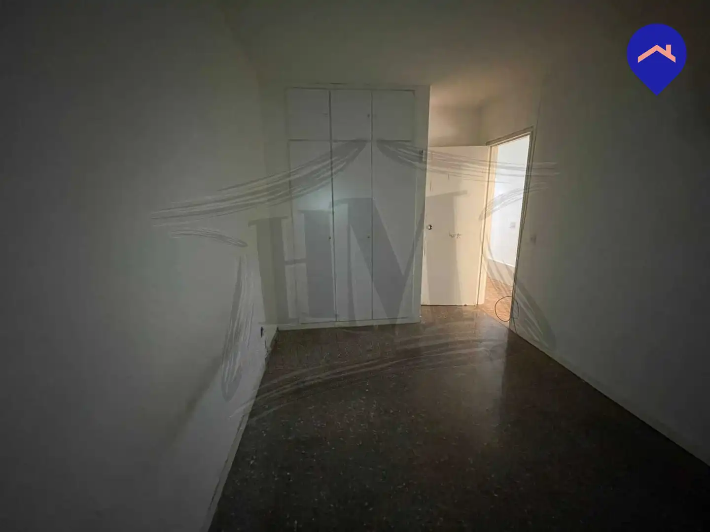 Piso en venta en Madrid con Calefacción, Terraza y Alarma