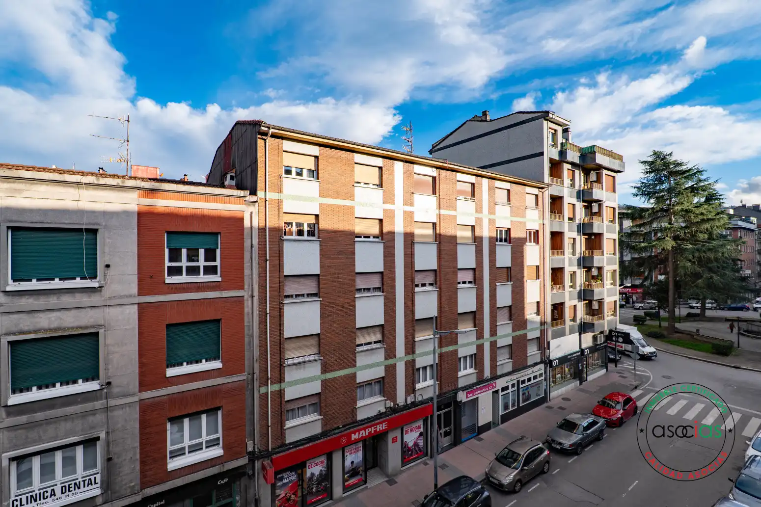 Vista exterior de Piso en venta en Mieres (Asturias) con Calefacción