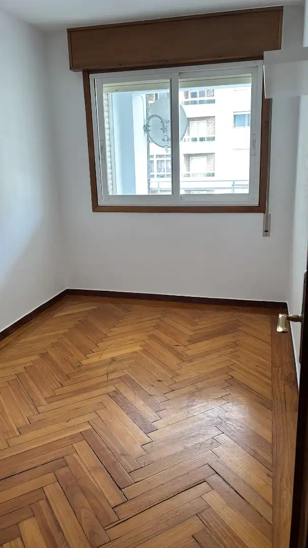 Bedroom of Flat for rent in Vigo   with Terrace, Furnished and Oven