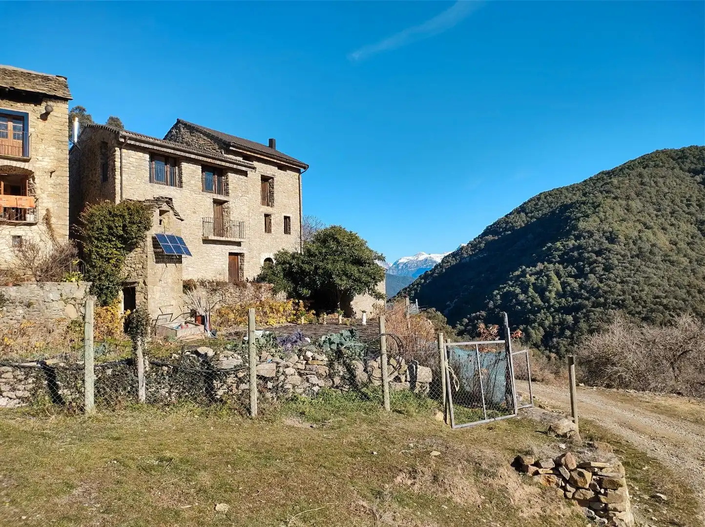 Vista exterior de Casa o chalet en venta en San Miguel del Cinca