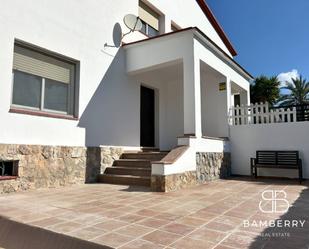 Exterior view of House or chalet to rent in Castelldefels