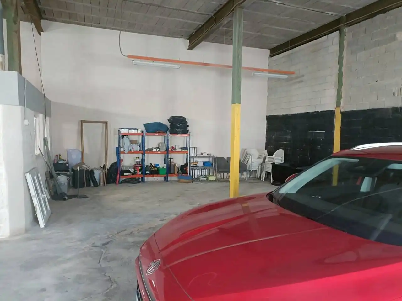 Parkplatz von Geschaftsraum zur Miete in Benirredrà