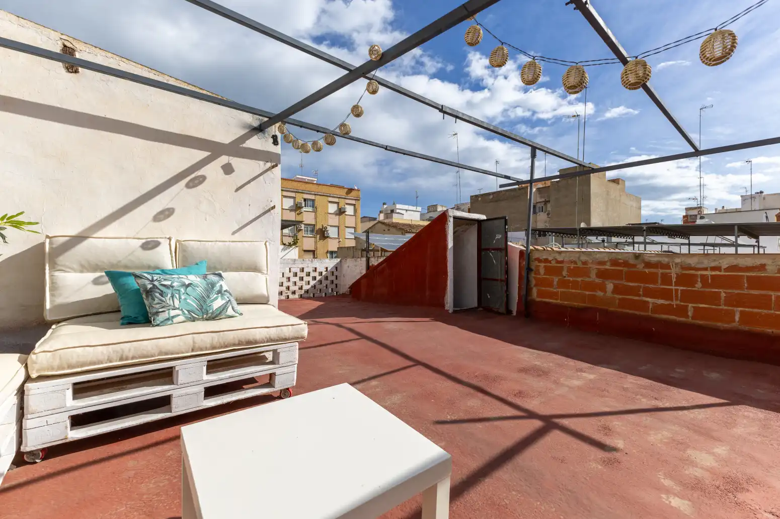 Terraza de Piso en venta en Sagunto / Sagunt con Terraza y Balcón