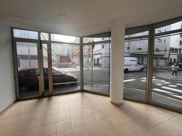 Local comercial en Alquiler en Guanarteme