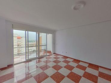 Piso con ascensor en venta en Calle de la Encina 16b