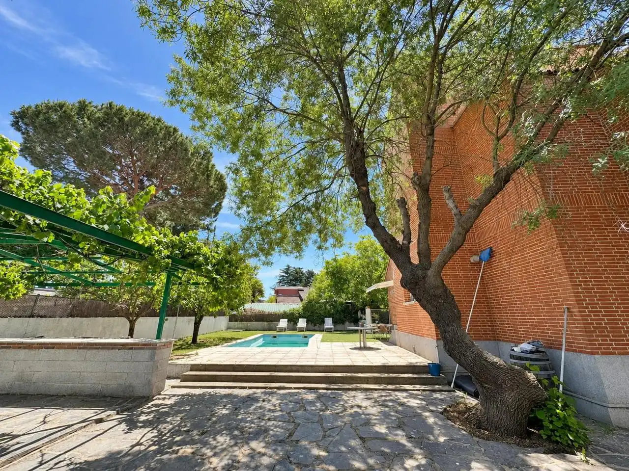 Jardí de Casa o xalet en venda en Galapagar amb Aire condicionat, Calefacció i Jardí privat