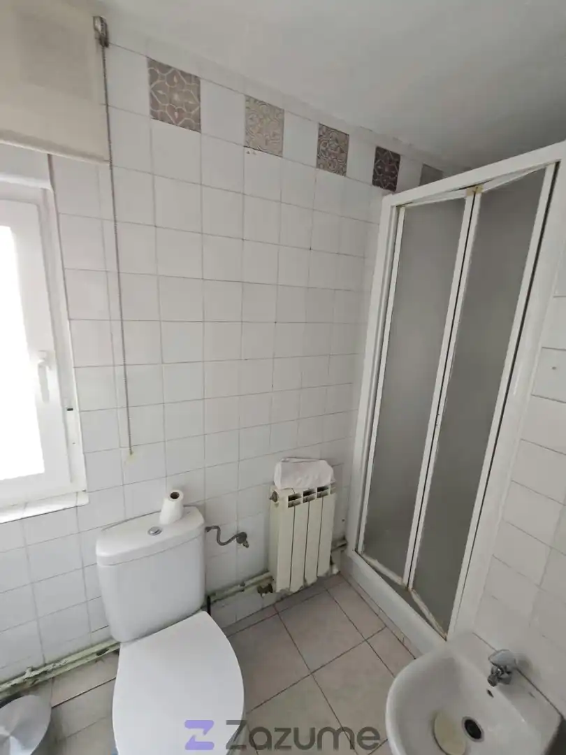 Bathroom of Flat for rent in Torrejón de Ardoz  with Air Conditioner, Heating and Parquet flooring