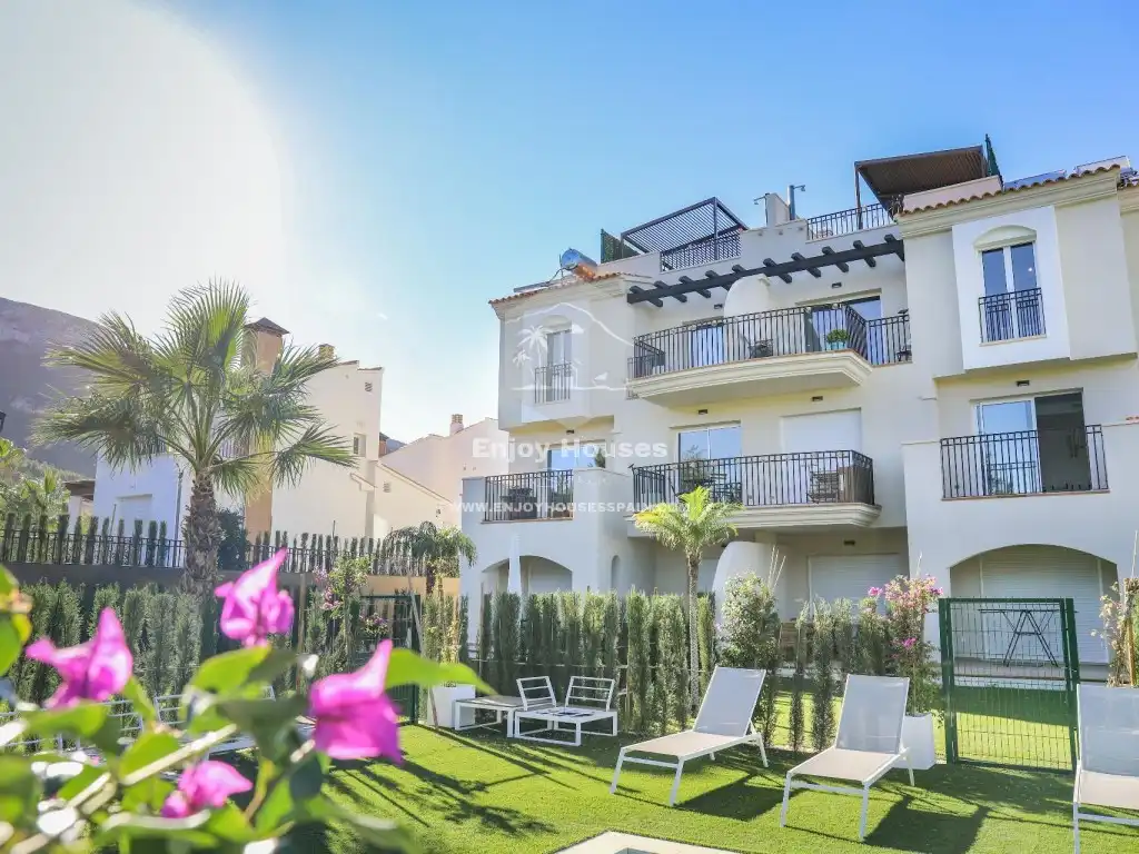 Apartamento con piscina en venta en El Montgó, imagen 2