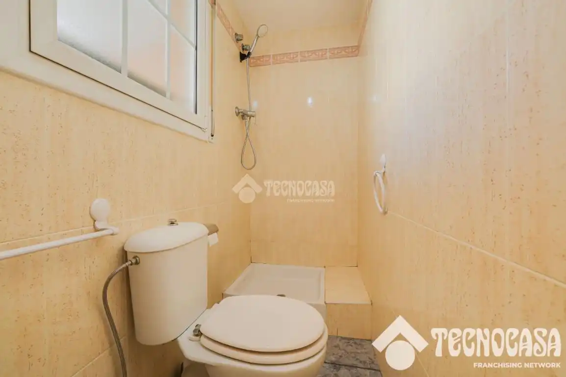 Casa pareada con terraza en venta en Sant Vicenç Dels Horts, imagen 20