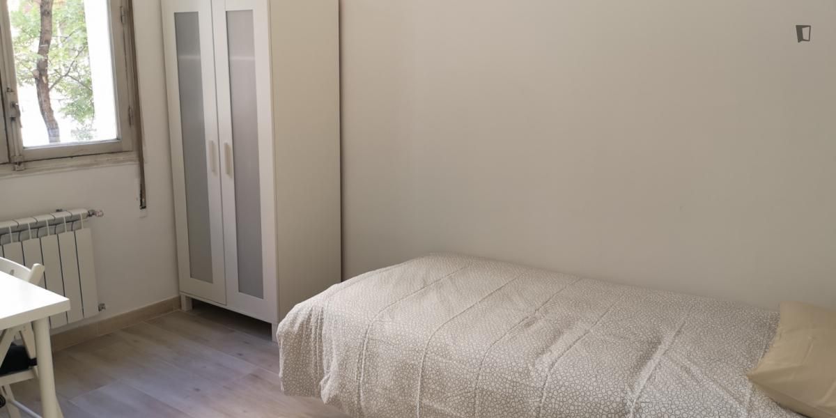 Apartment to share in Gaztambide