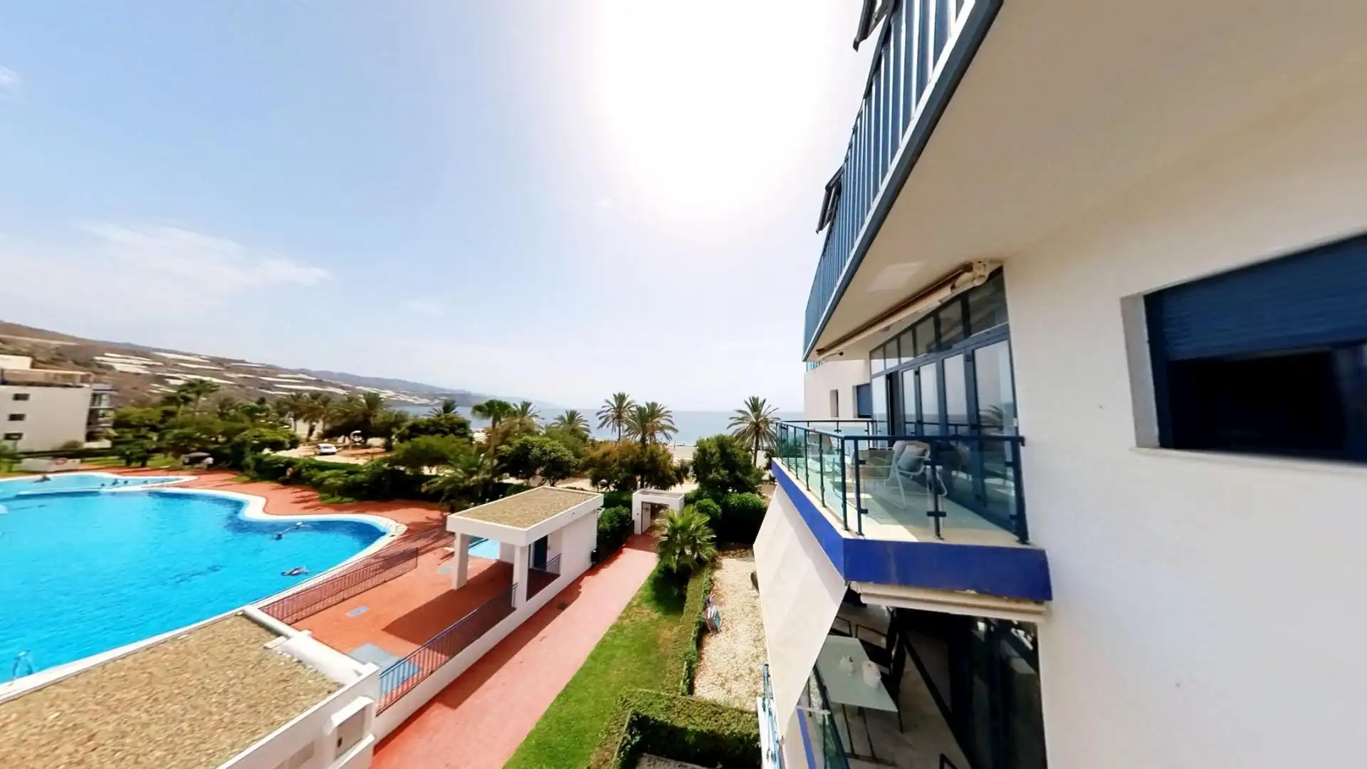 Außenansicht von Wohnung zum Verkauf in Gualchos mit Klimaanlage, Heizung und Terrasse