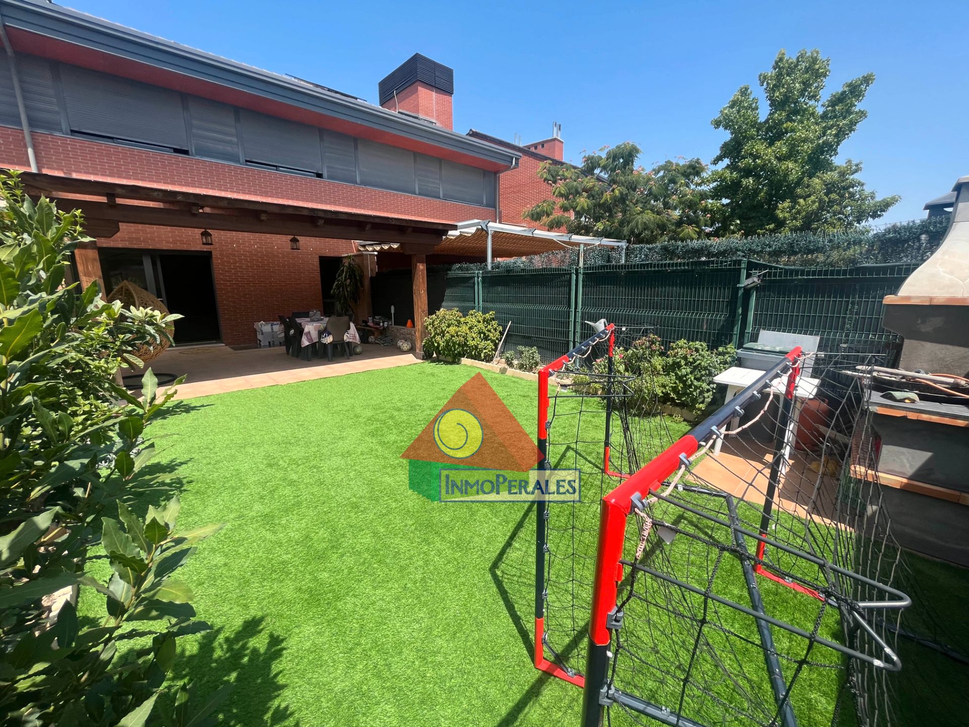 Garten von Einfamilien-Reihenhaus miete in Getafe mit Klimaanlage, Heizung und Privatgarten