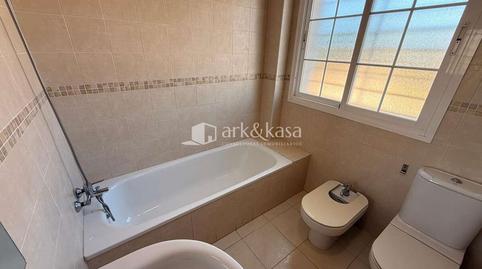 Foto 5 de Casa adosada en venda a Pla dels Aljubs, La Pobla de Vallbona