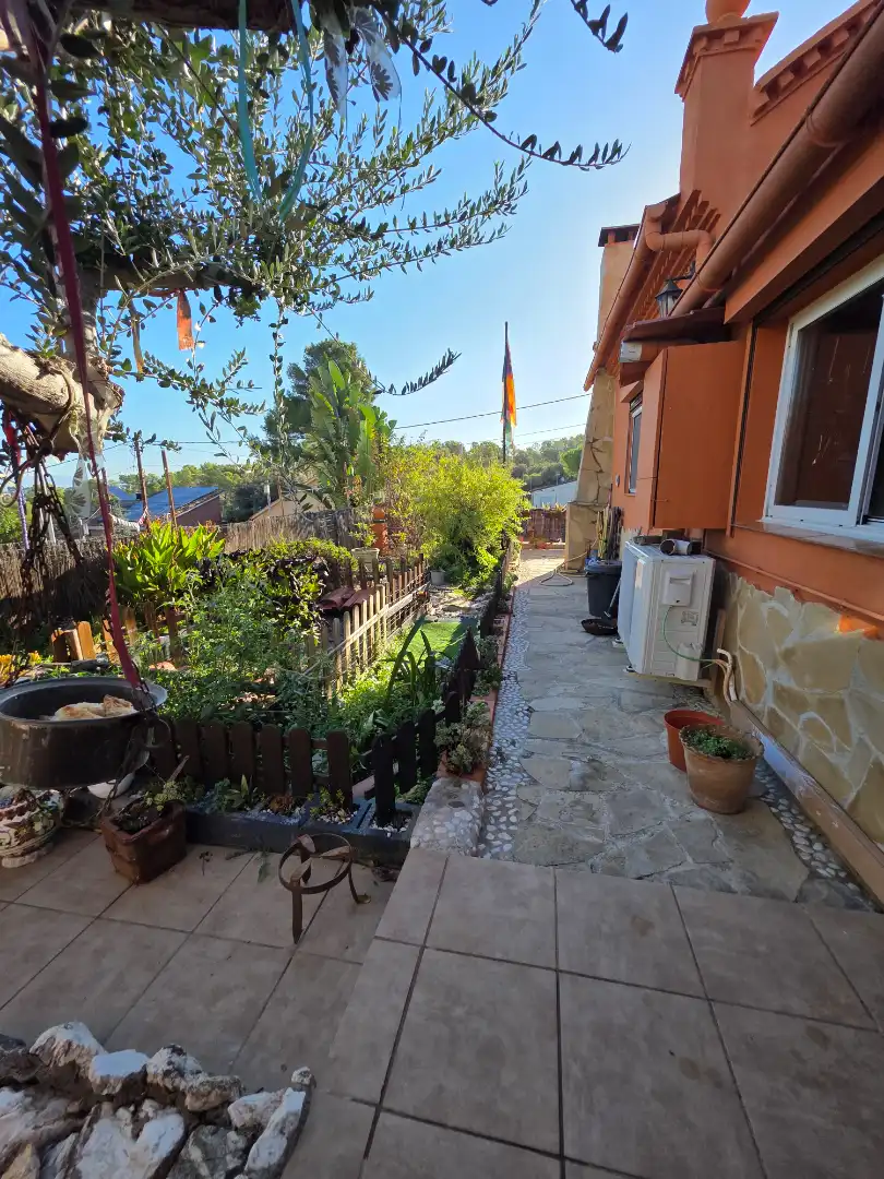 Casa amb jardí en venda a Carrer Moreneta de Montserrat, imagen 9