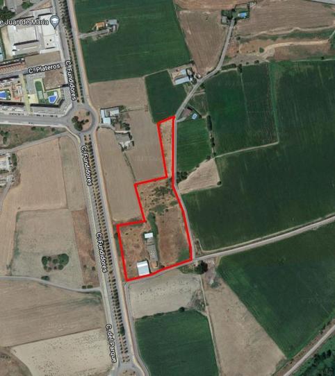 Foto 2 von Residential zum Verkauf in C. Fundidores, Hospital - Nuevo Centro de Talavera de la Reina, Talavera de la Reina