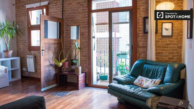 Piso en Alquiler en El Poble Sec - Parc de Montjuïc