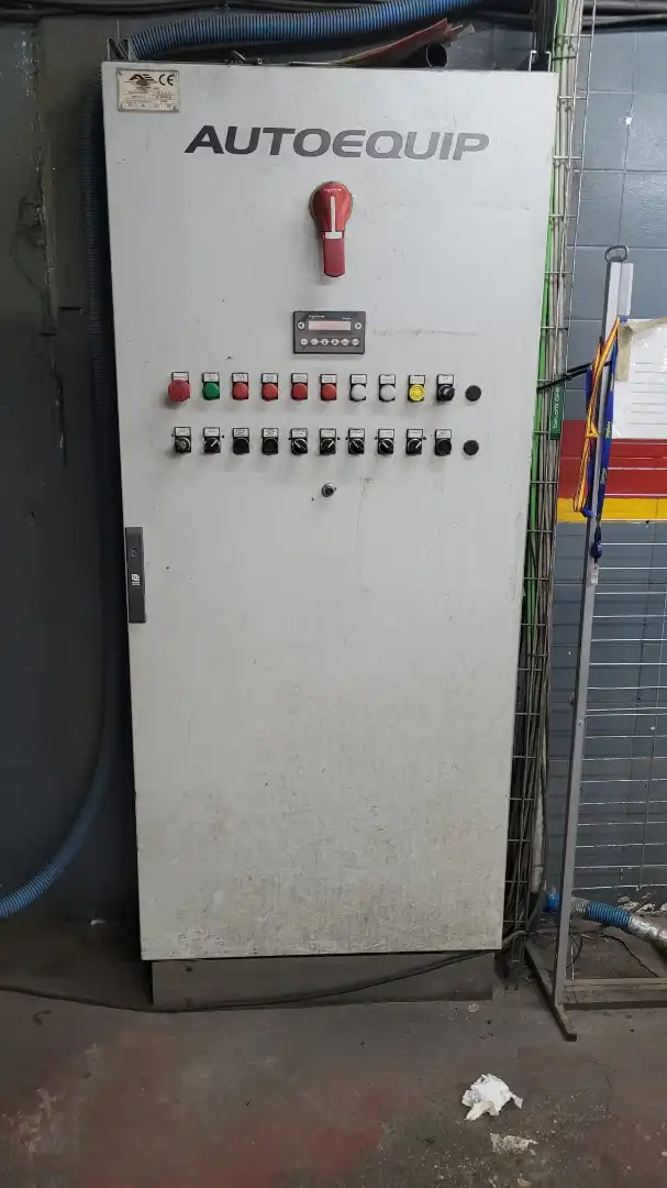 Jardí de Nau industrial en venda en Madrid amb Alarma