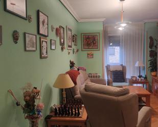 Living room of Flat for sale in  Madrid Capital  with Air Conditioner, Heating and Storage room