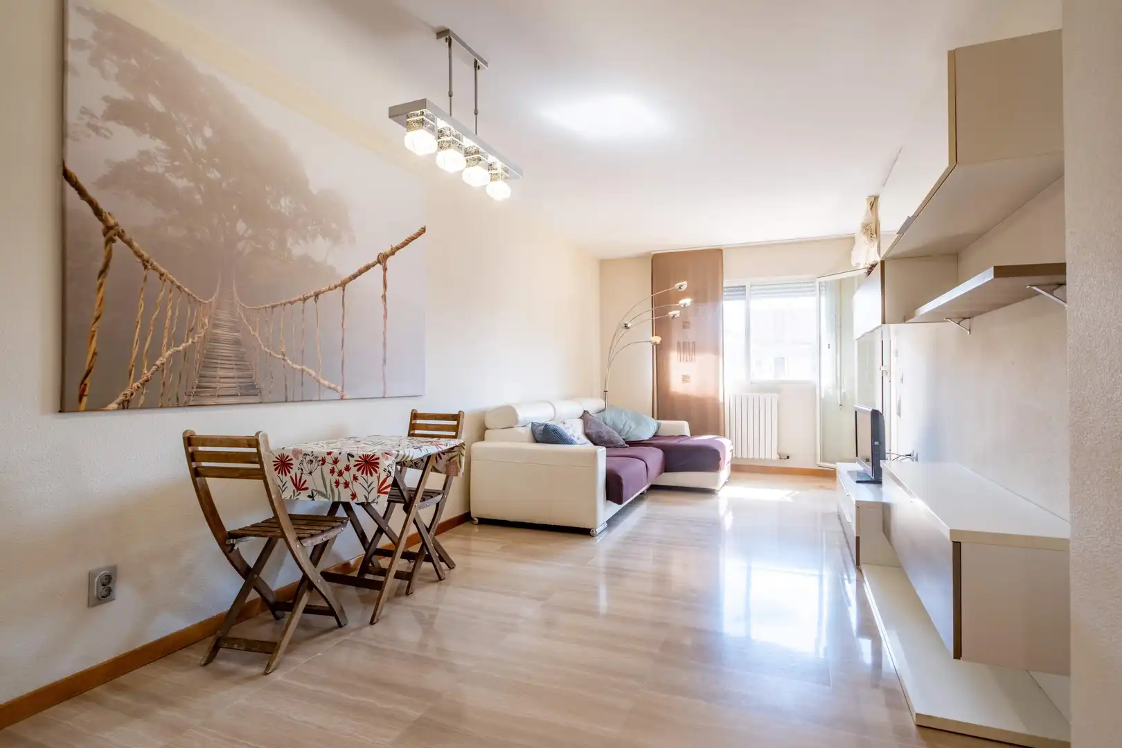 Sala de estar de Piso en venta en Zaragoza con Aire acondicionado y Terraza