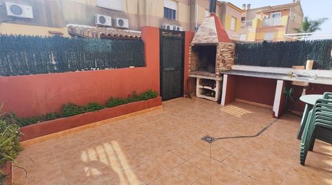 Foto 3 de Casa adosada de alquiler en L'om Blanc (de), Playa - Ben Afeli, Almazora / Almassora