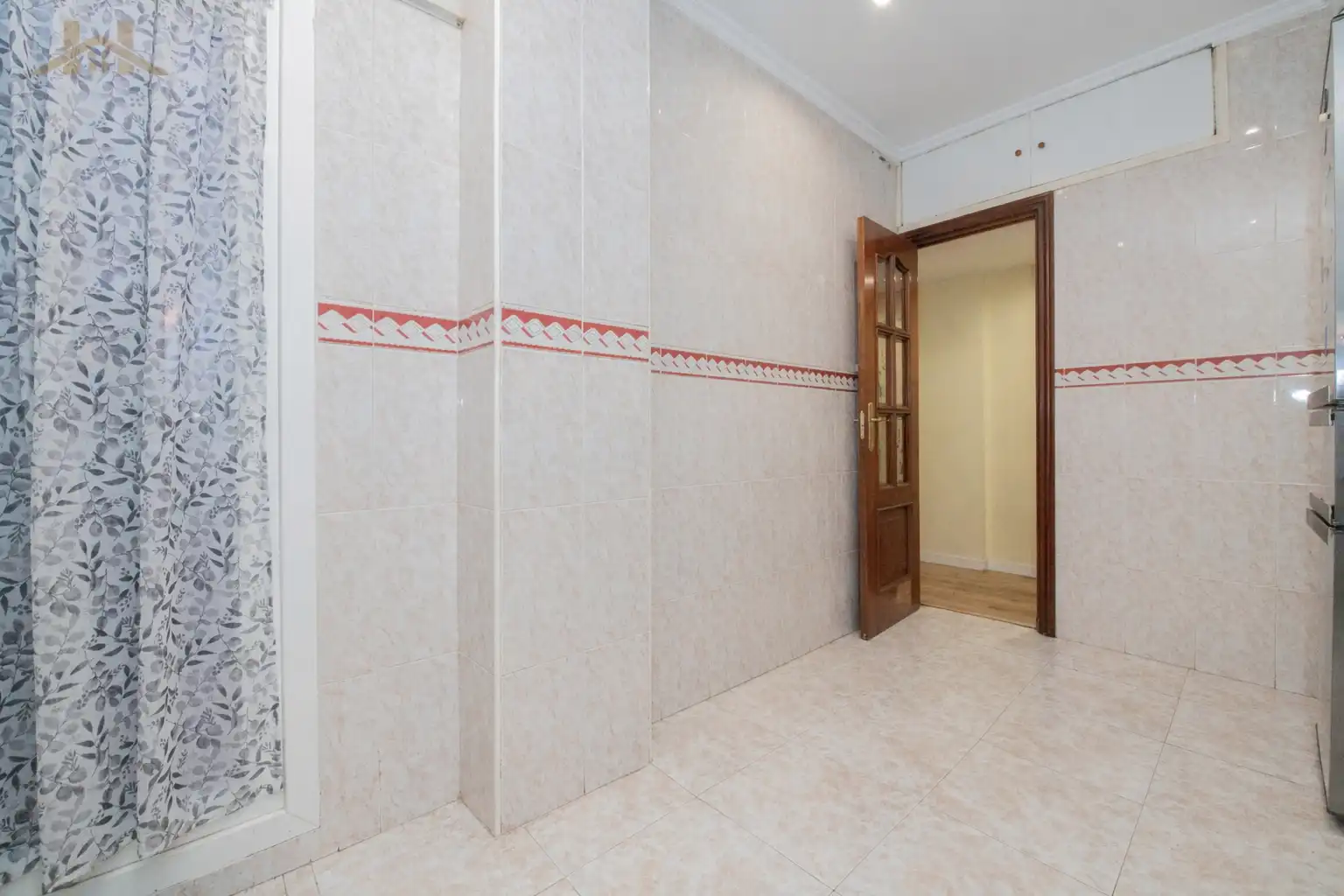 Flat for sale in Alcobendas  with Air Conditioner, Heating and Furnished