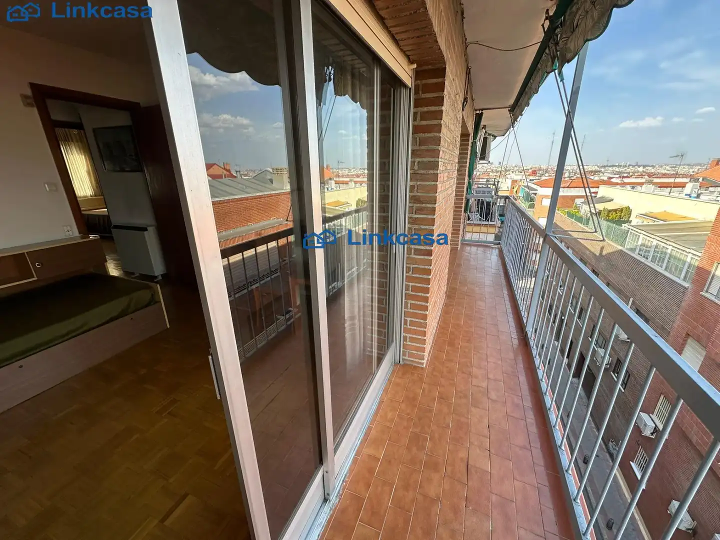 Terraza de Piso en venta en Madrid con Parquet