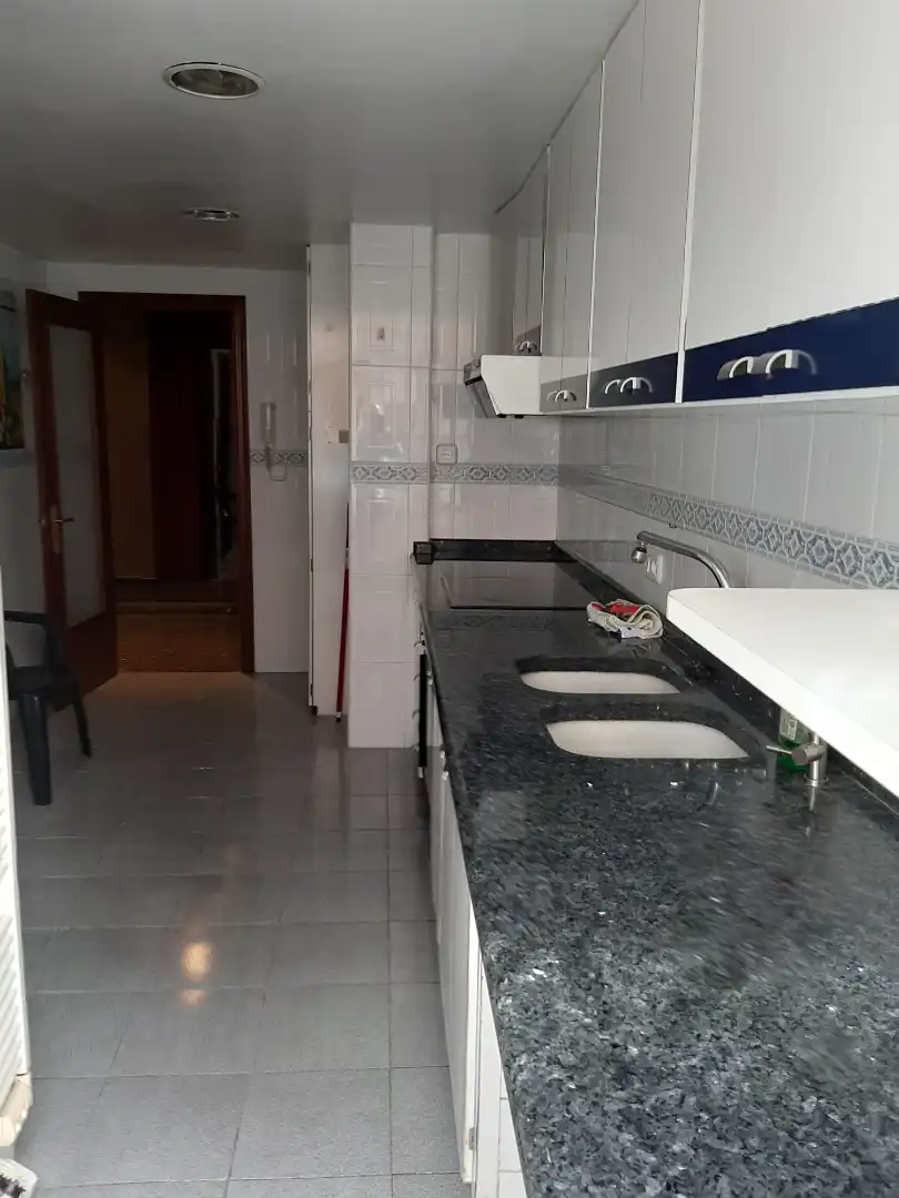 Kitchen of Flat for sale in Valencia  with Air Conditioner, Parquet flooring and Furnished