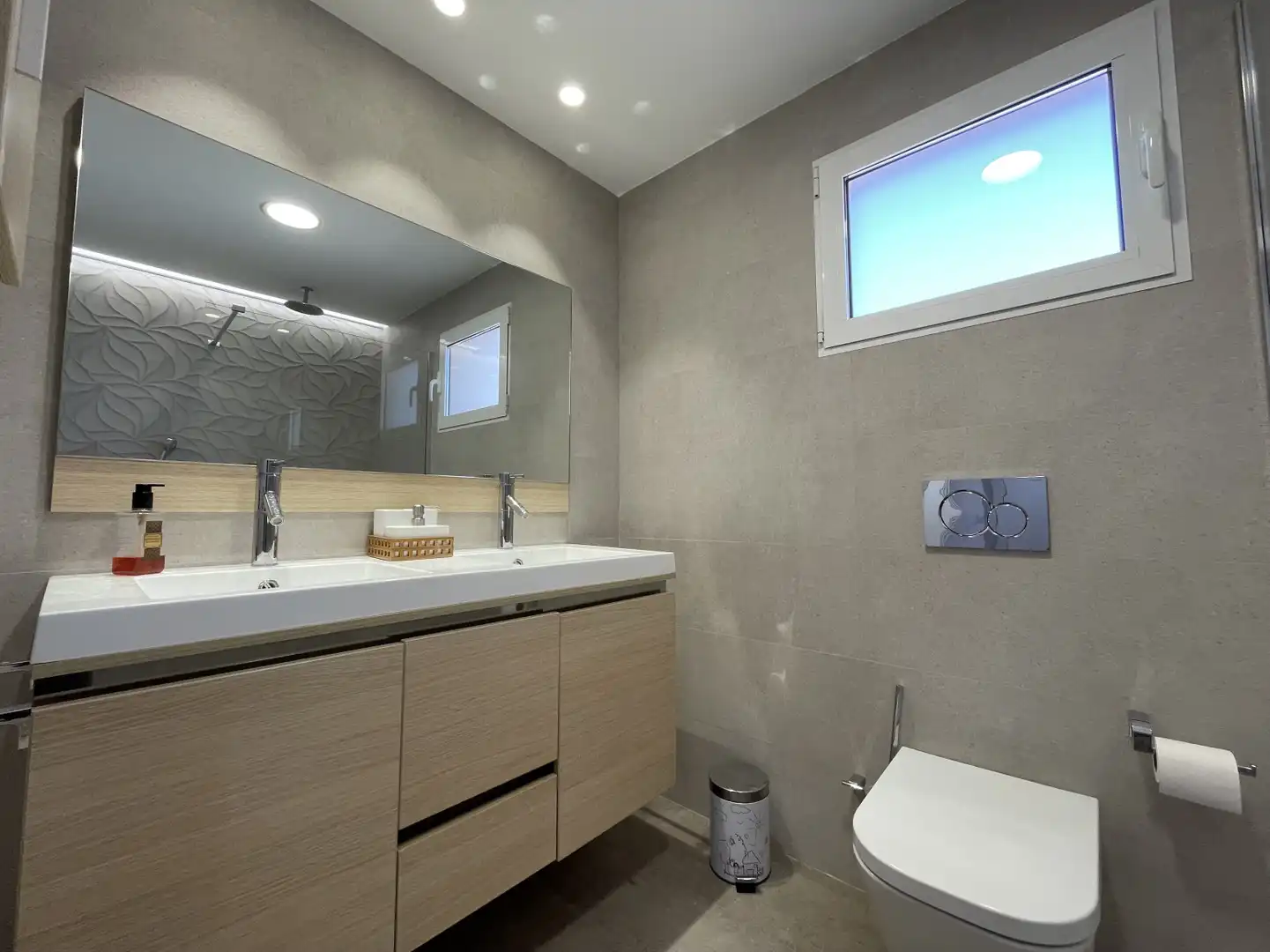 Baño de Piso de alquiler en Beniparrell con Aire acondicionado, Parquet y Terraza