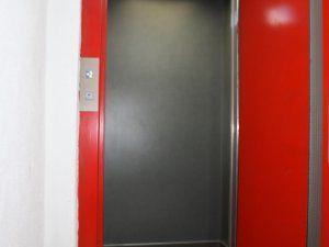 Foto 3 de Garatge en venda a Calle Chiquinquirá, 26, Pinar del Rey, Madrid