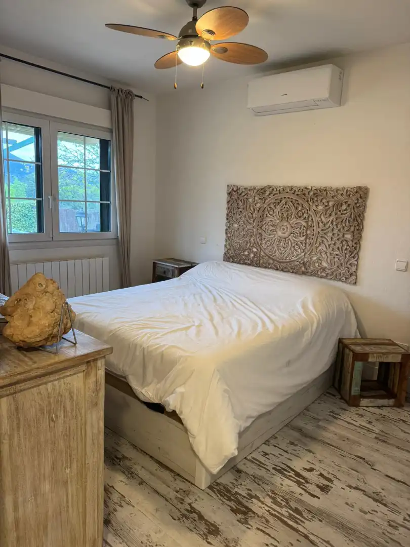 Dormitori de Casa adosada en venda en Guadarrama amb Calefacció, Jardí privat i Terrassa