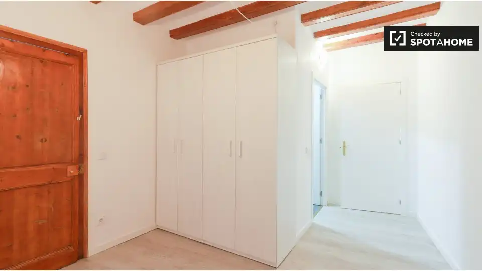 Flat with terrace to rent in Ciutat Vella, imagen 14