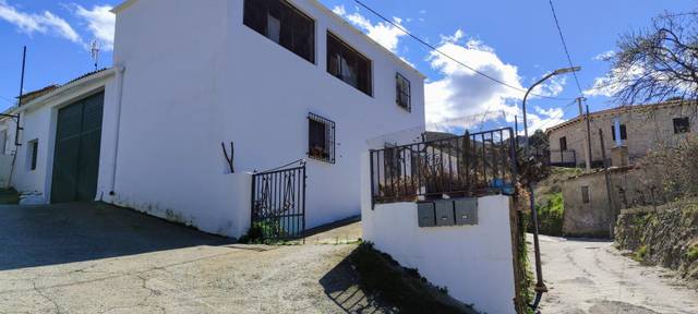 Casa-chalet en Venta en Serón