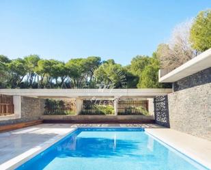 Piscina de Àtic en venda en Sant Pere de Ribes amb Aire condicionat, Calefacció i Terrassa