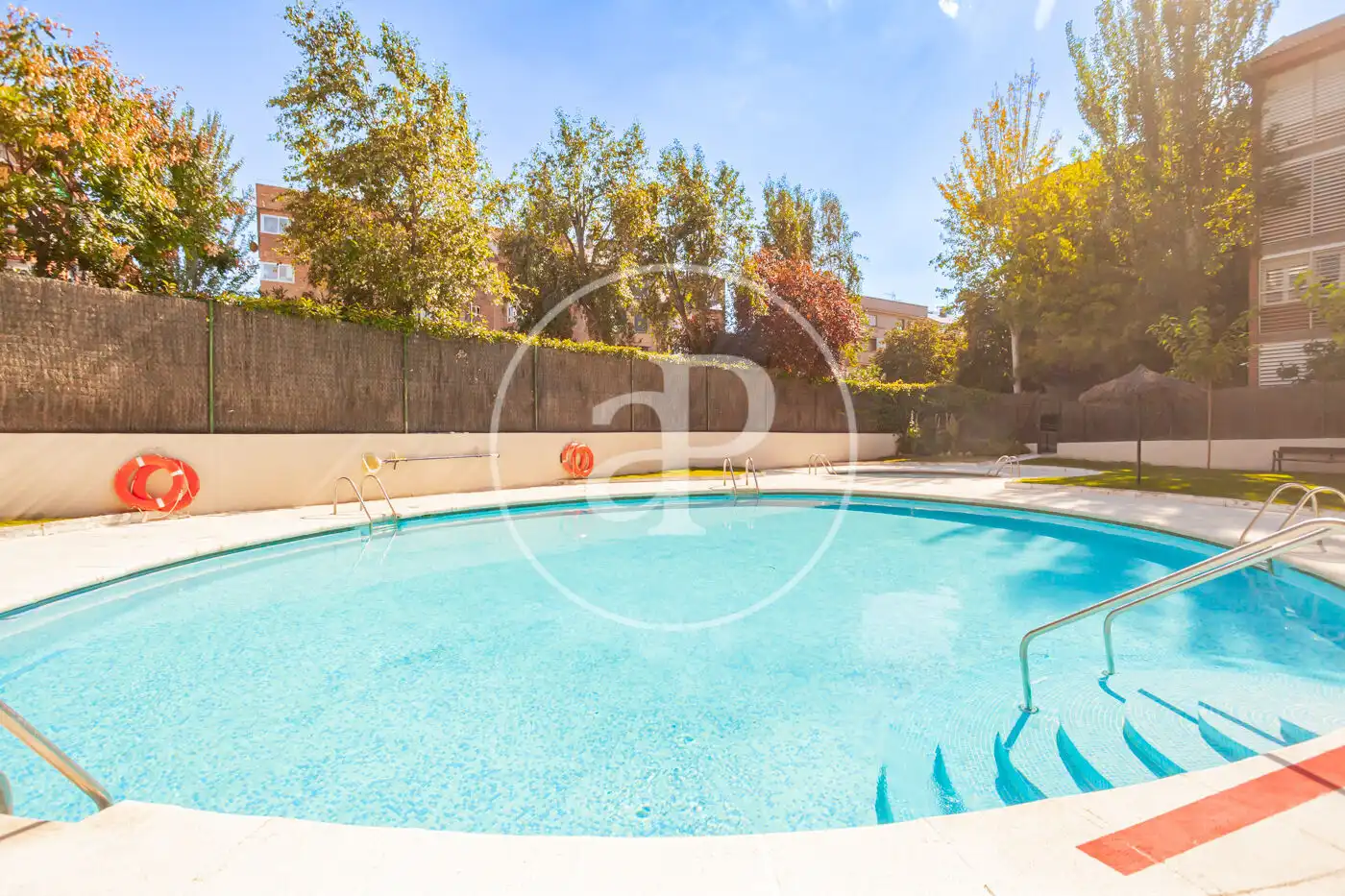 Swimming pool of Flat for sale in Majadahonda  with Heating, Private garden and Terrace