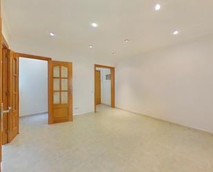 Flat for sale in Esplugues de Llobregat  with Oven