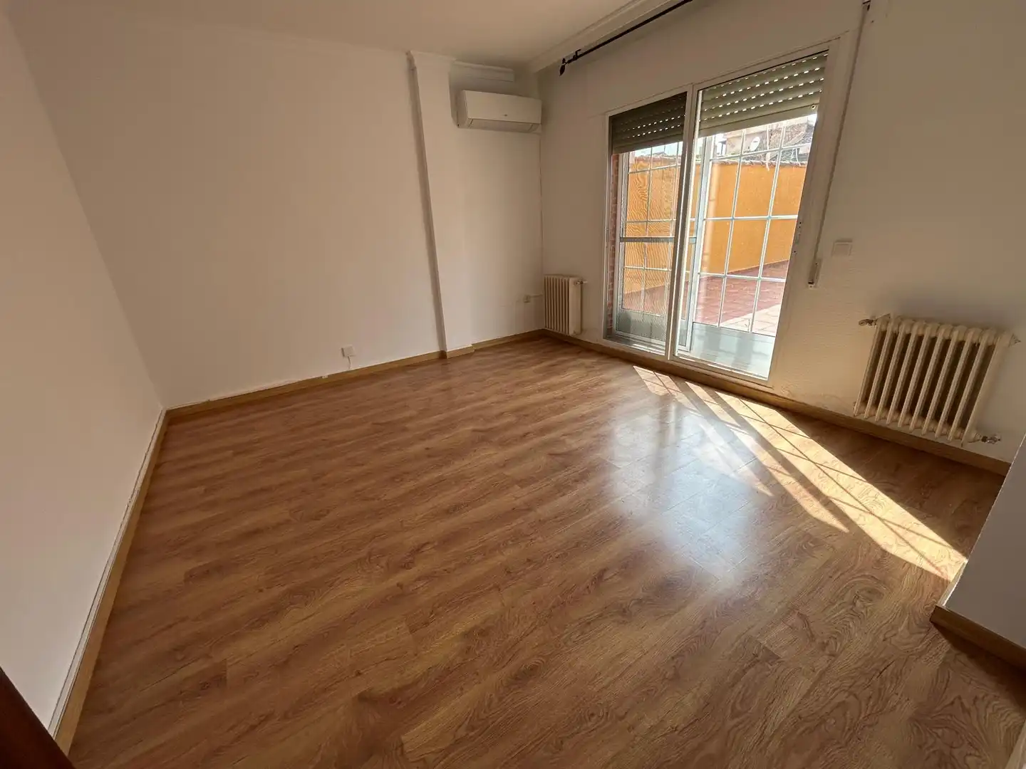 Schlafzimmer von Wohnung zur Miete in Malagón mit Klimaanlage, Heizung und Ofen