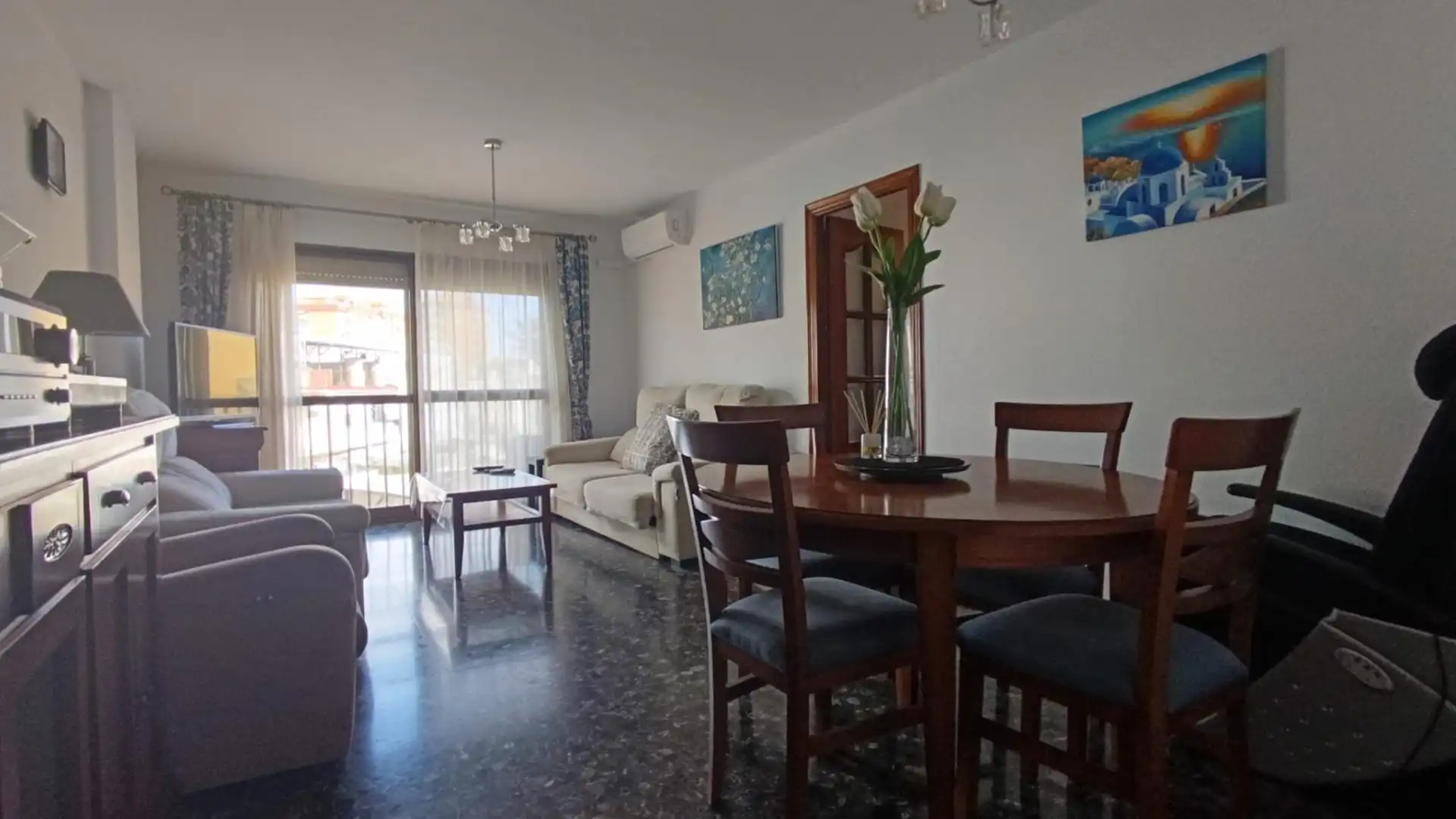 Sala de estar de Piso en venta en Fuengirola con Aire acondicionado, Terraza y Amueblado