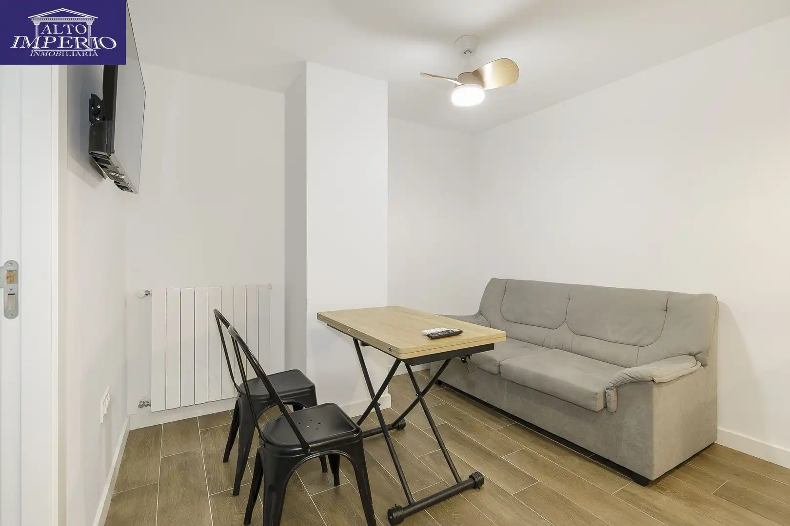 Apartamento en venta en Granada