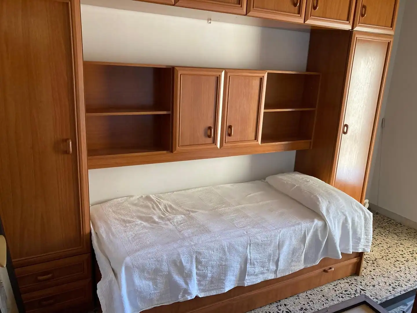Habitación de Piso de alquiler en Rubí con Aire acondicionado, Terraza y Amueblado